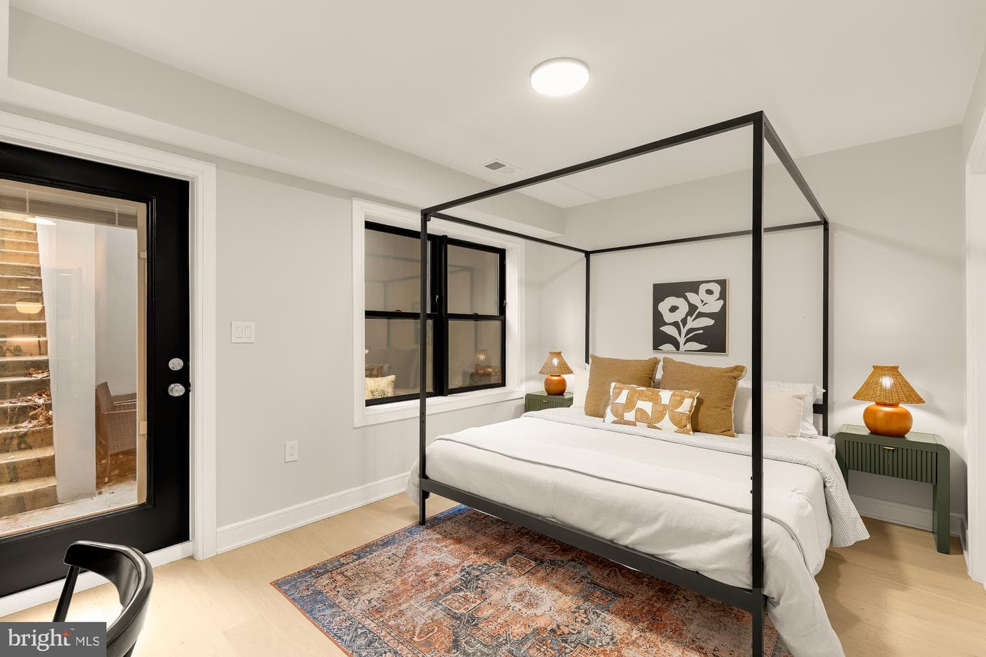 647 G Street SE #1 photo 16