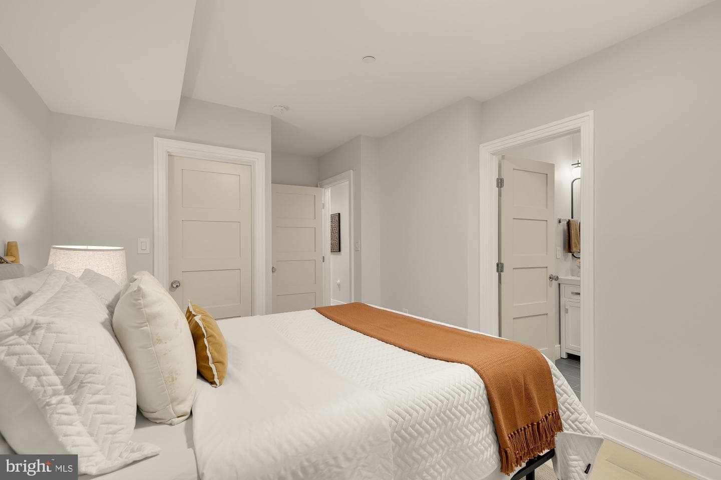 647 G Street SE #1 photo 25