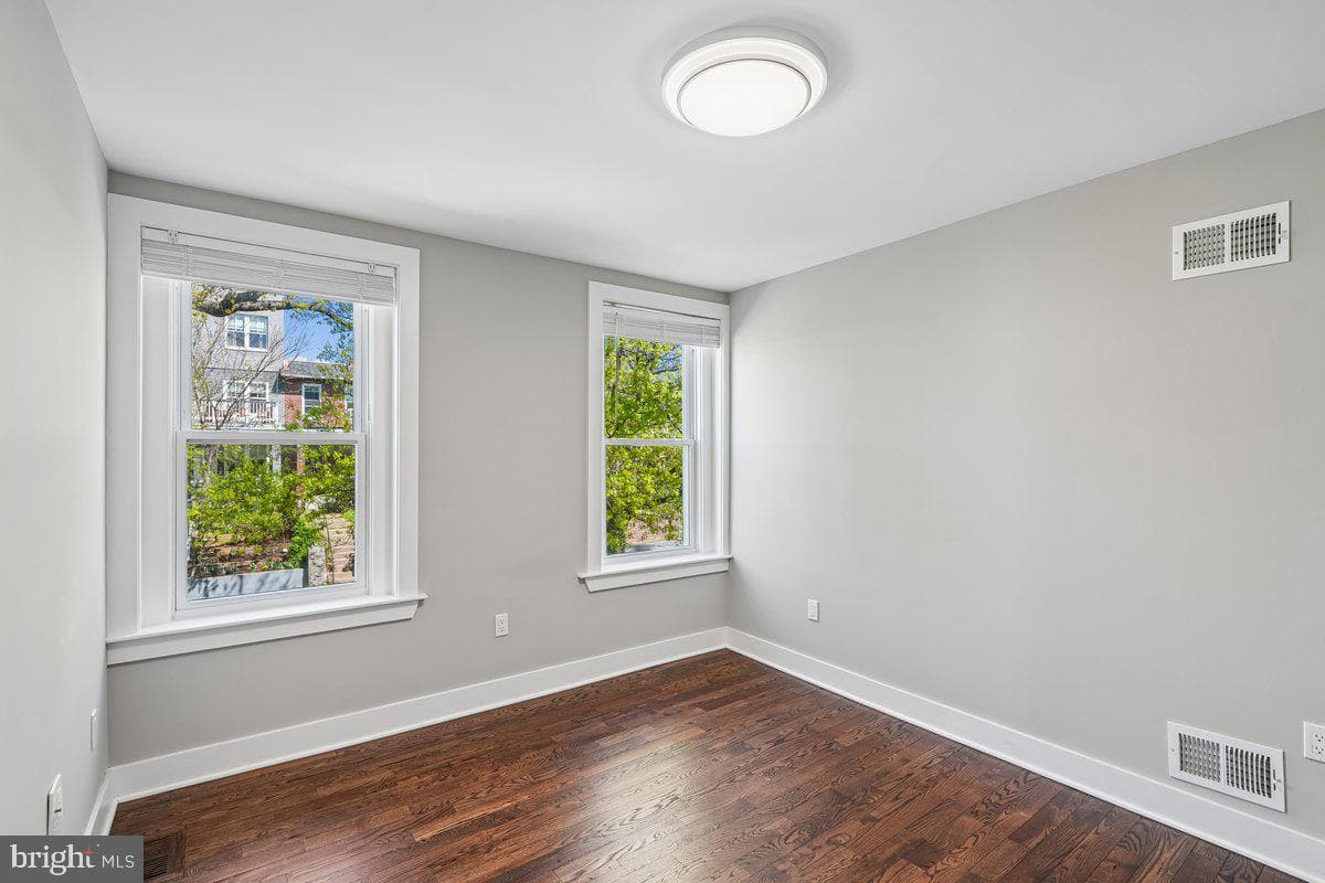 742 Irving Street NW photo 24