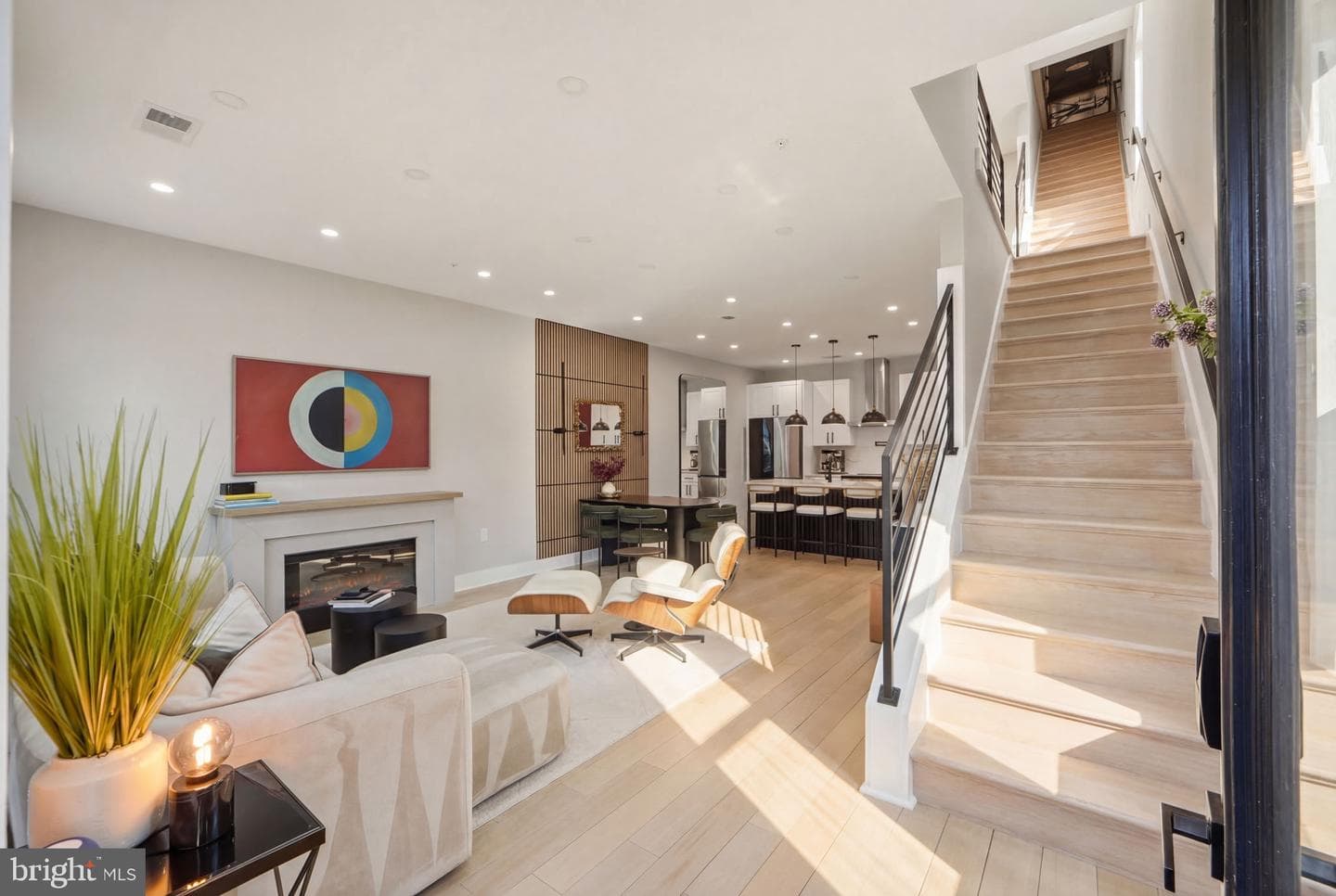 533 Shepherd Street NW photo 6