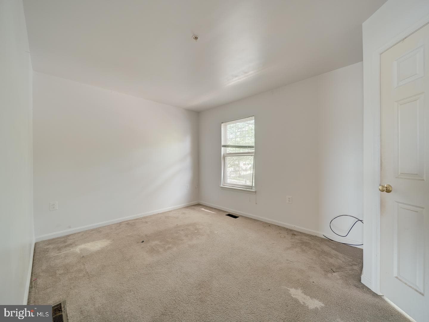 906 Blakney Lane SE photo 24