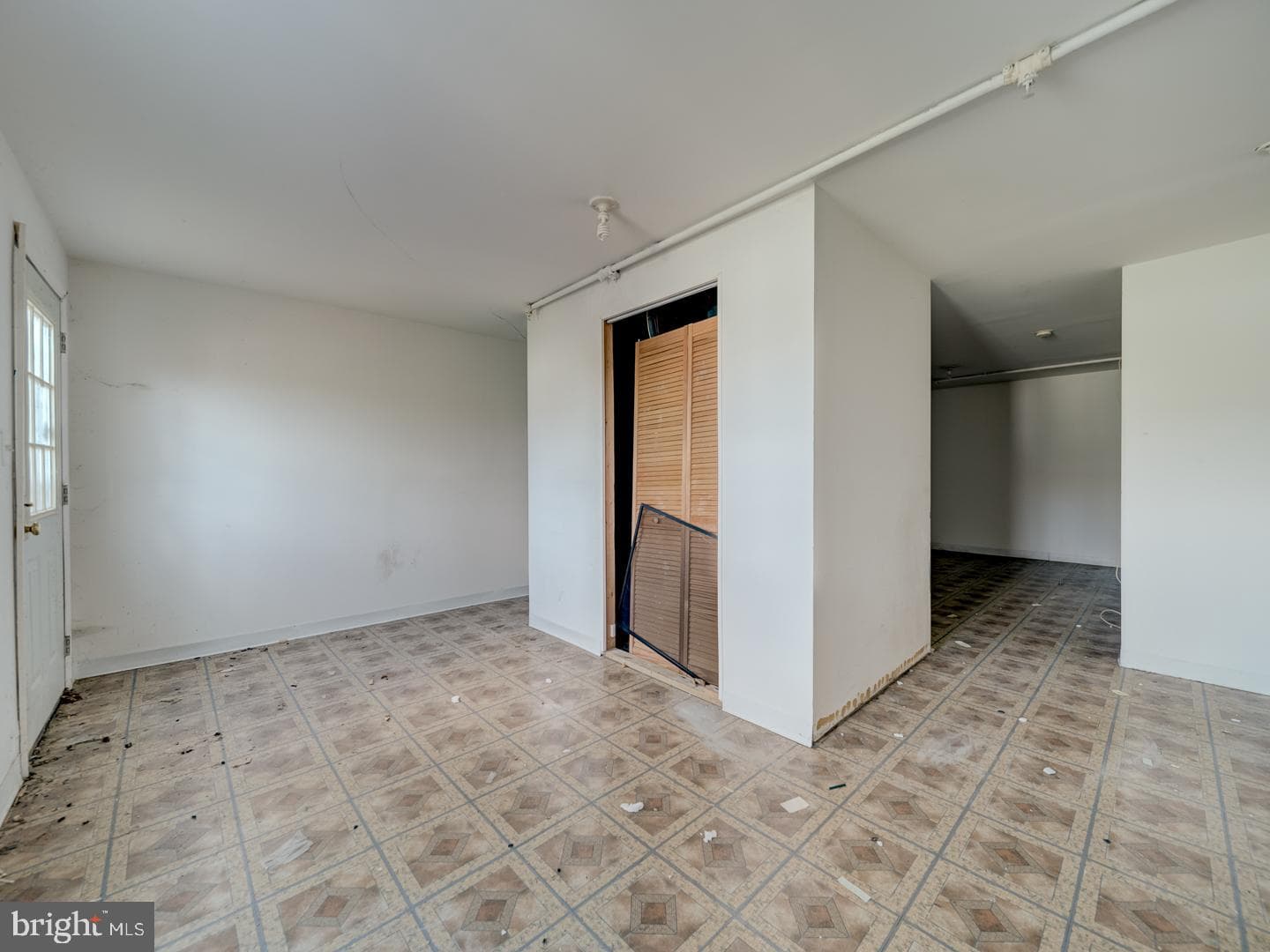 906 Blakney Lane SE photo 39