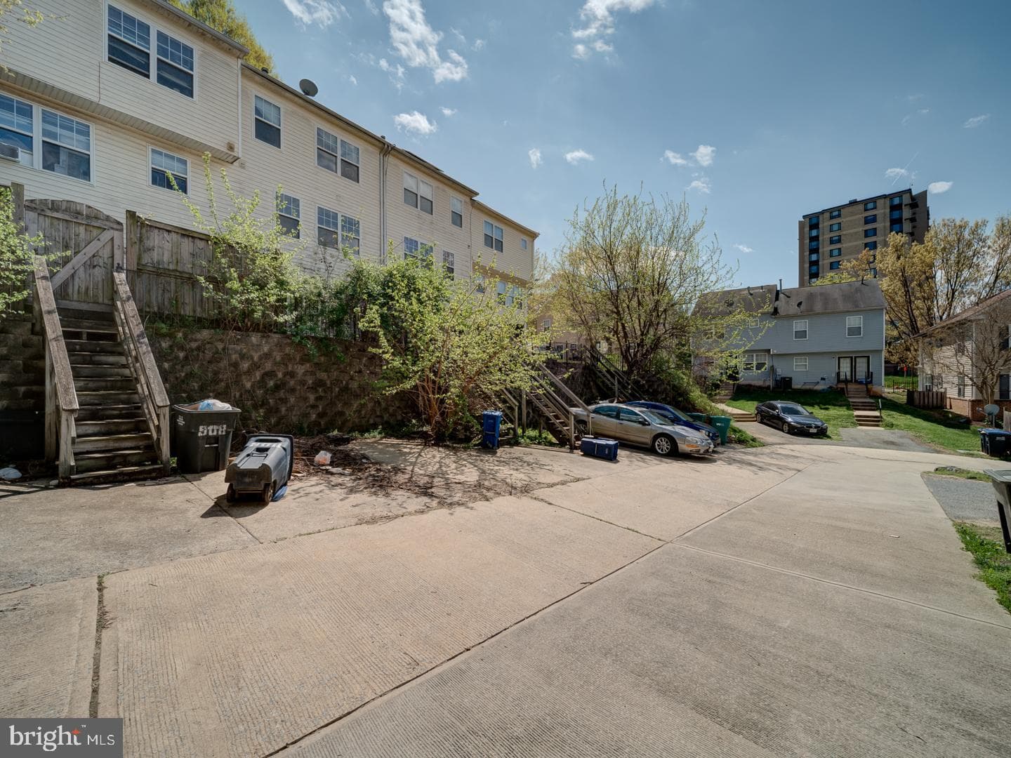 906 Blakney Lane SE photo 8
