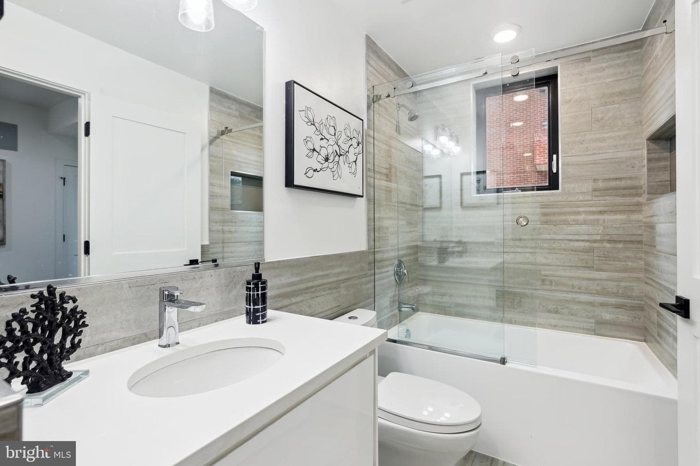 304 K Street NE #1 photo 21