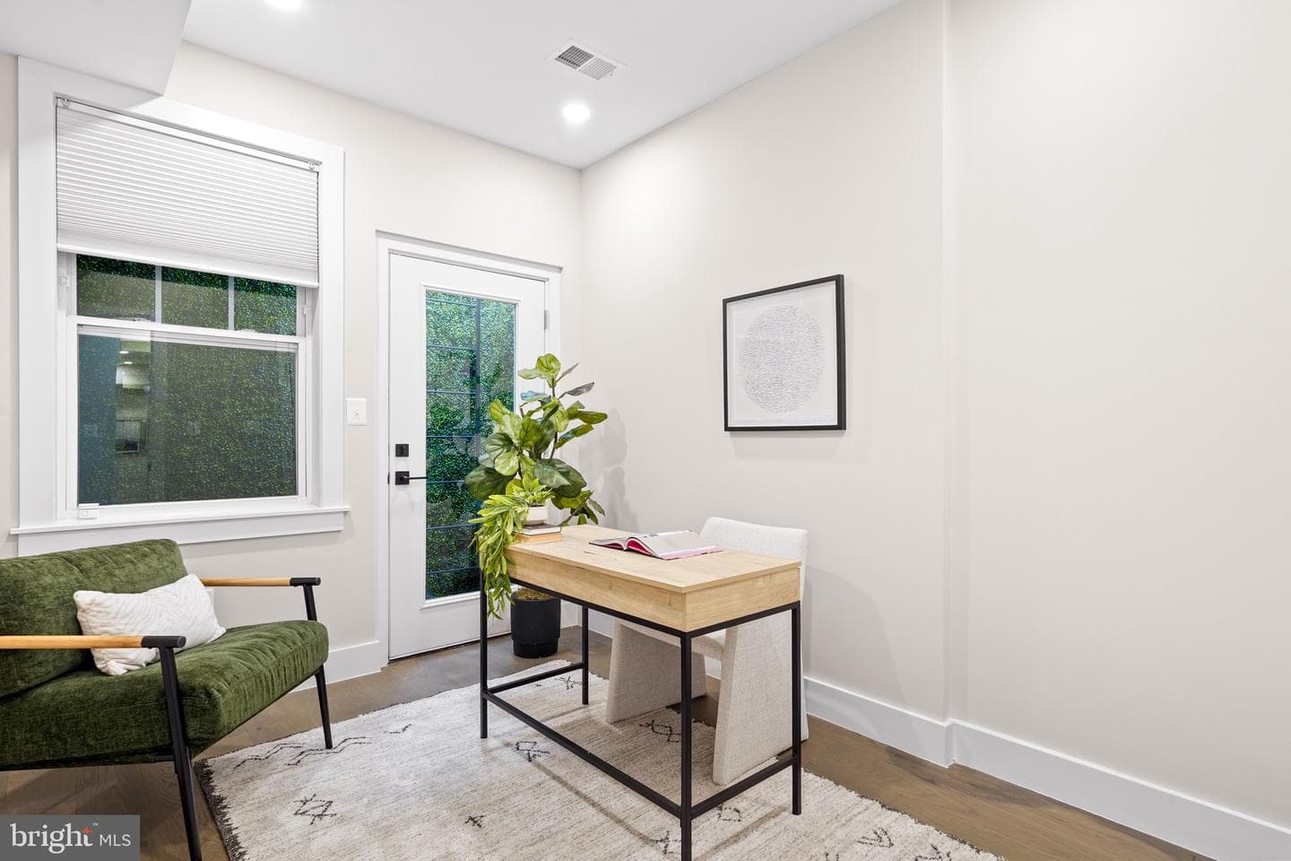 1632 Trinidad Avenue NE #1 photo 25