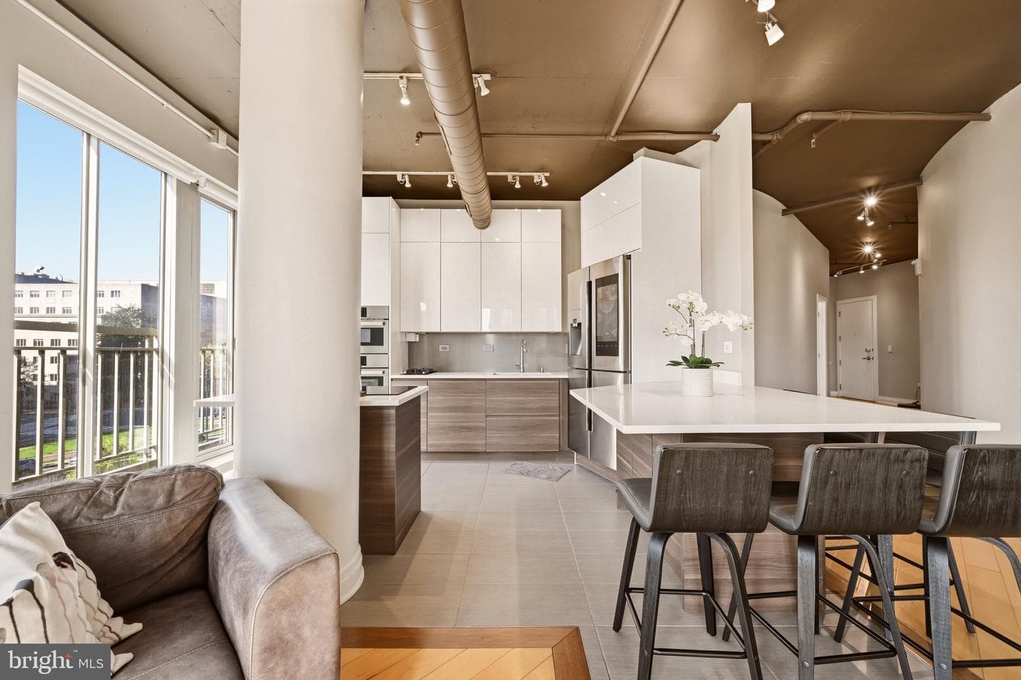 301 Massachusetts Avenue NW #403 photo 9