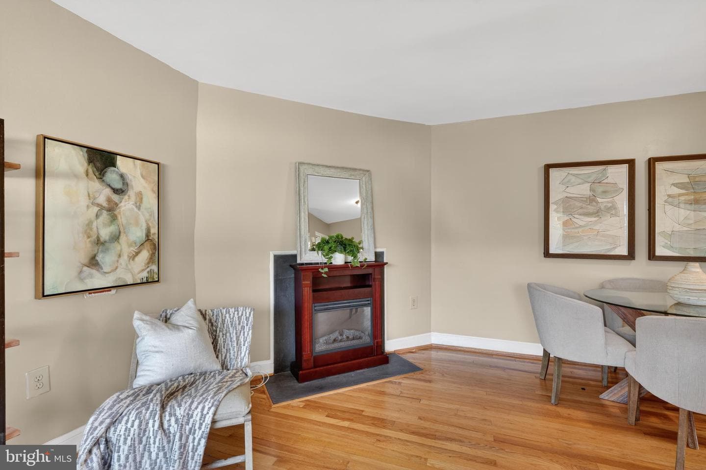 2600 Tunlaw Road NW #6 photo 8