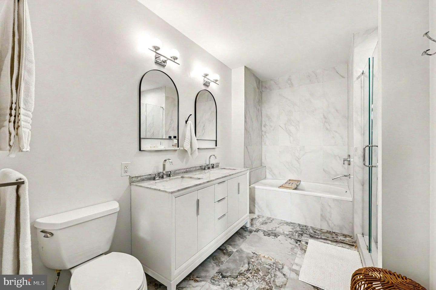 1700 Kalorama Road NW #303 photo 5