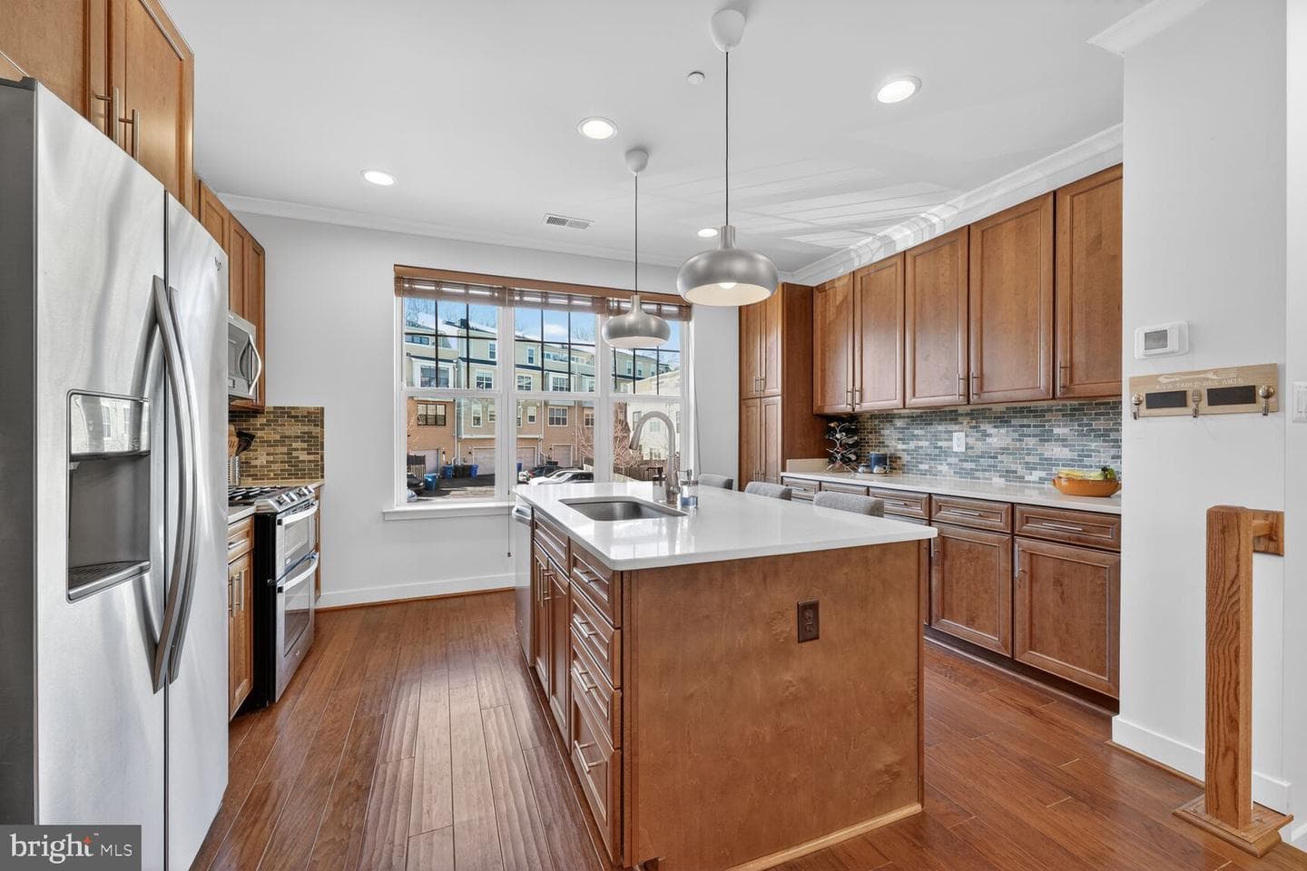 3328 7th Street NE photo 6