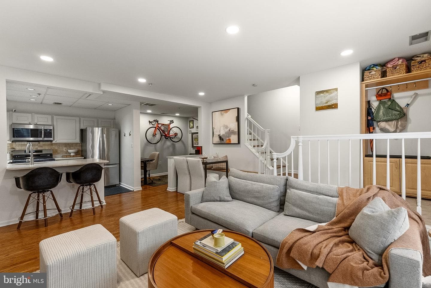 1935 Belmont Road NW #1121 photo 5