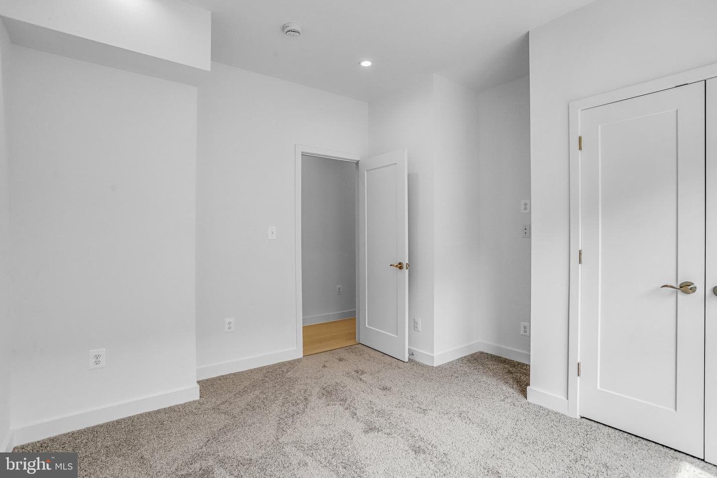 1202 Eastern Avenue NE photo 13