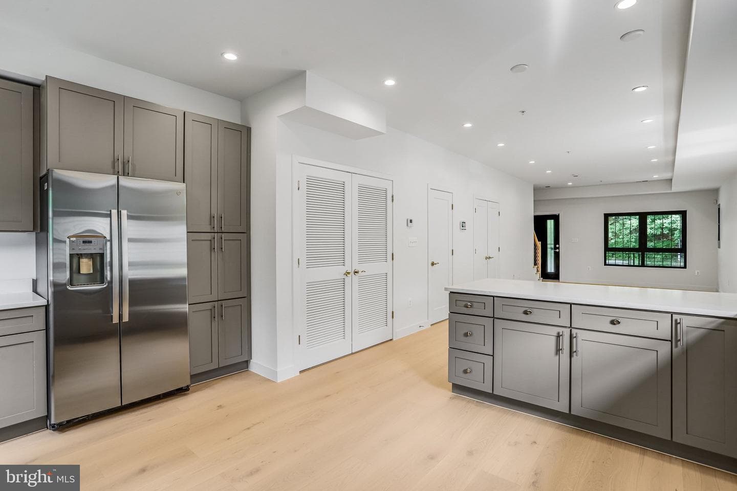 1202 Eastern Avenue NE photo 59