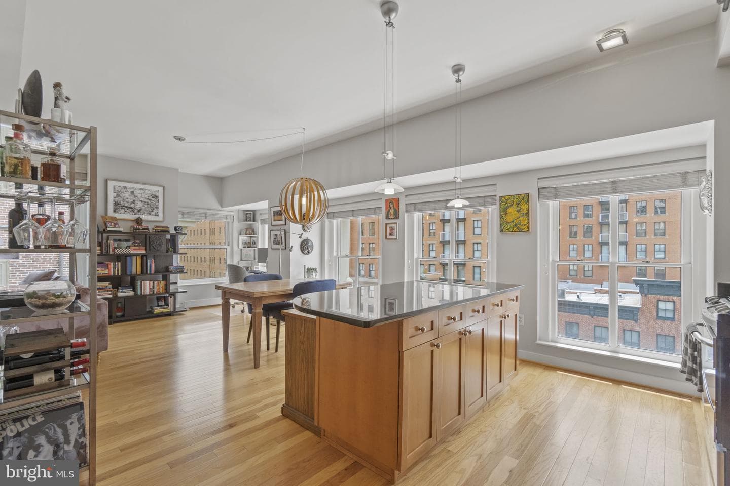 675 E Street NW #500 photo 1