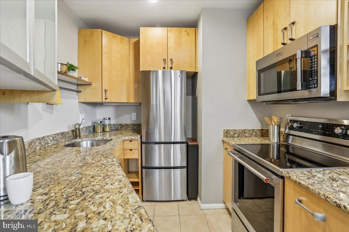 2129 Florida Avenue NW #407 photo 17