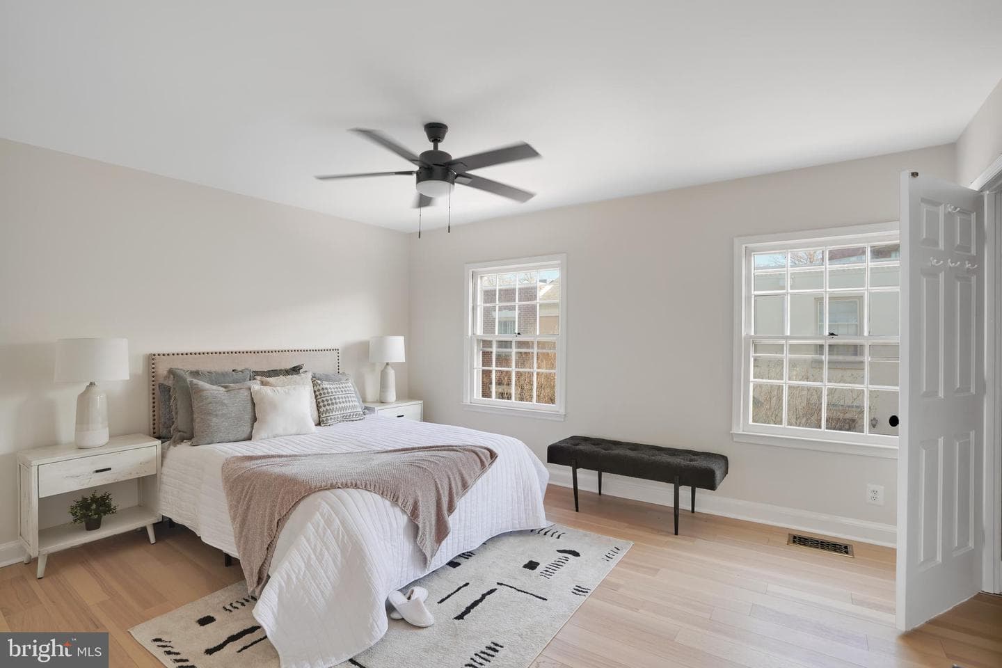 4339 Massachusetts Avenue NW #4339 photo 15