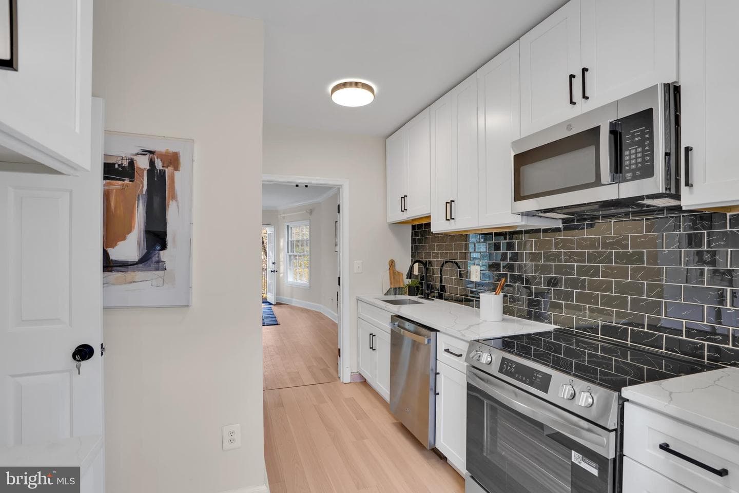 4339 Massachusetts Avenue NW #4339 photo 8