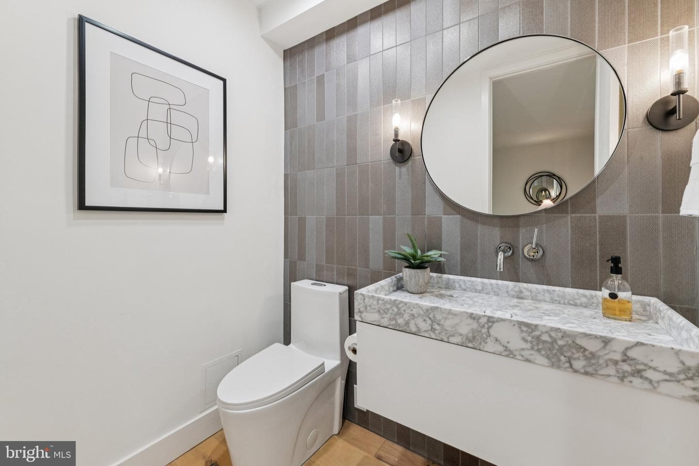 2507 I Street NW photo 11