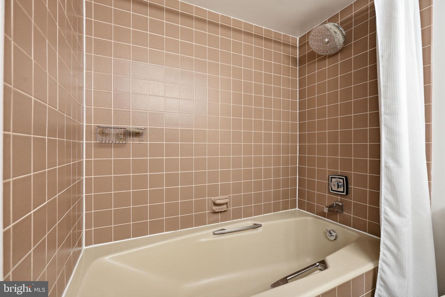 1015 33rd Street NW #402 photo 13