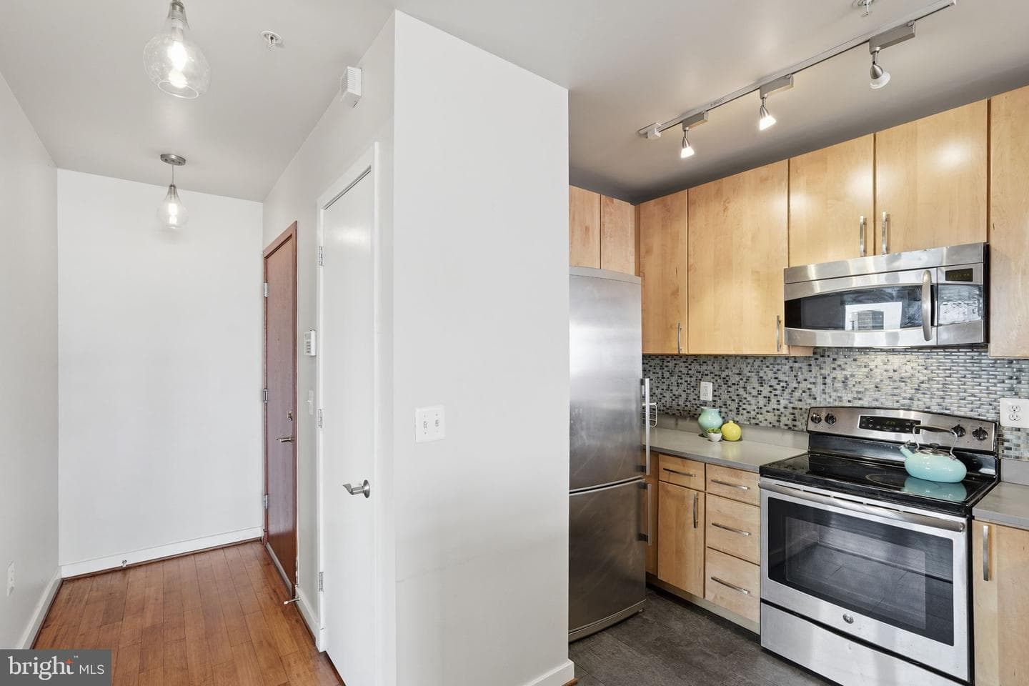 2412 17th Street NW #305 photo 12