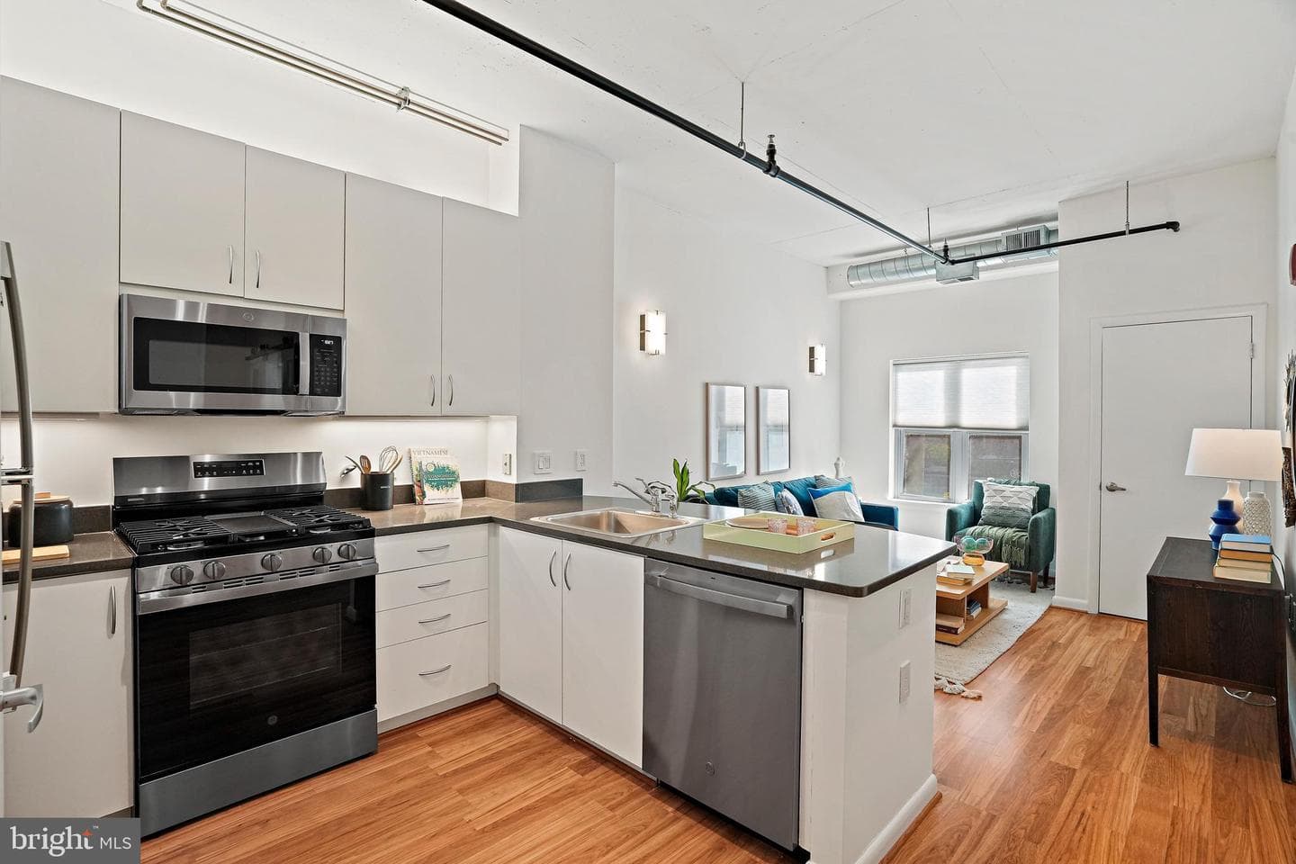 1300 N Street NW #106 photo 3
