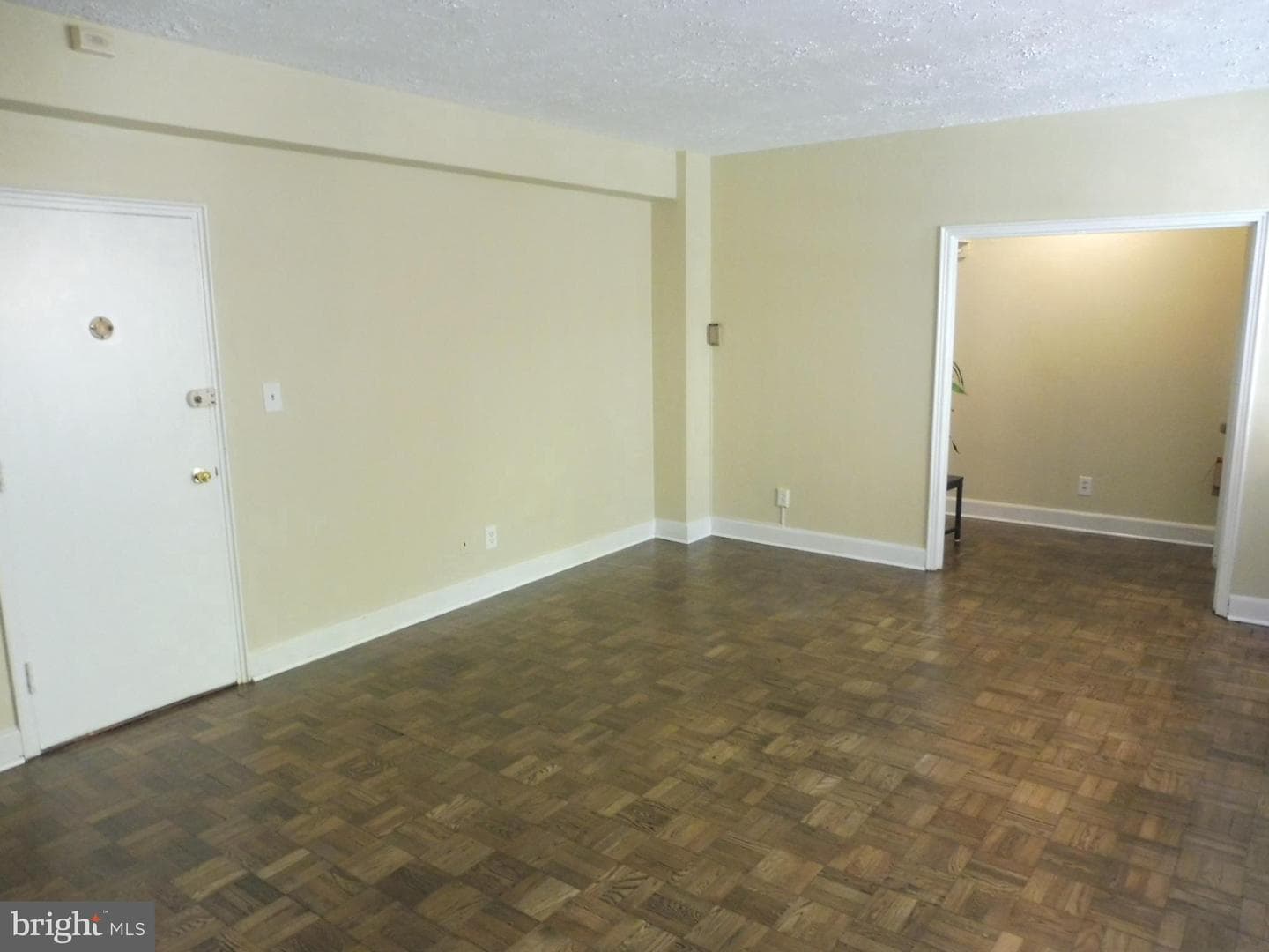 3901 Cathedral Avenue NW #111 photo 6