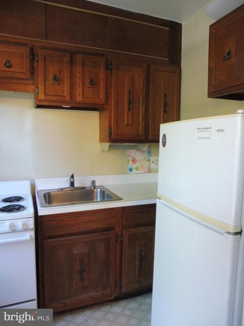 3901 Cathedral Avenue NW #111 photo 8