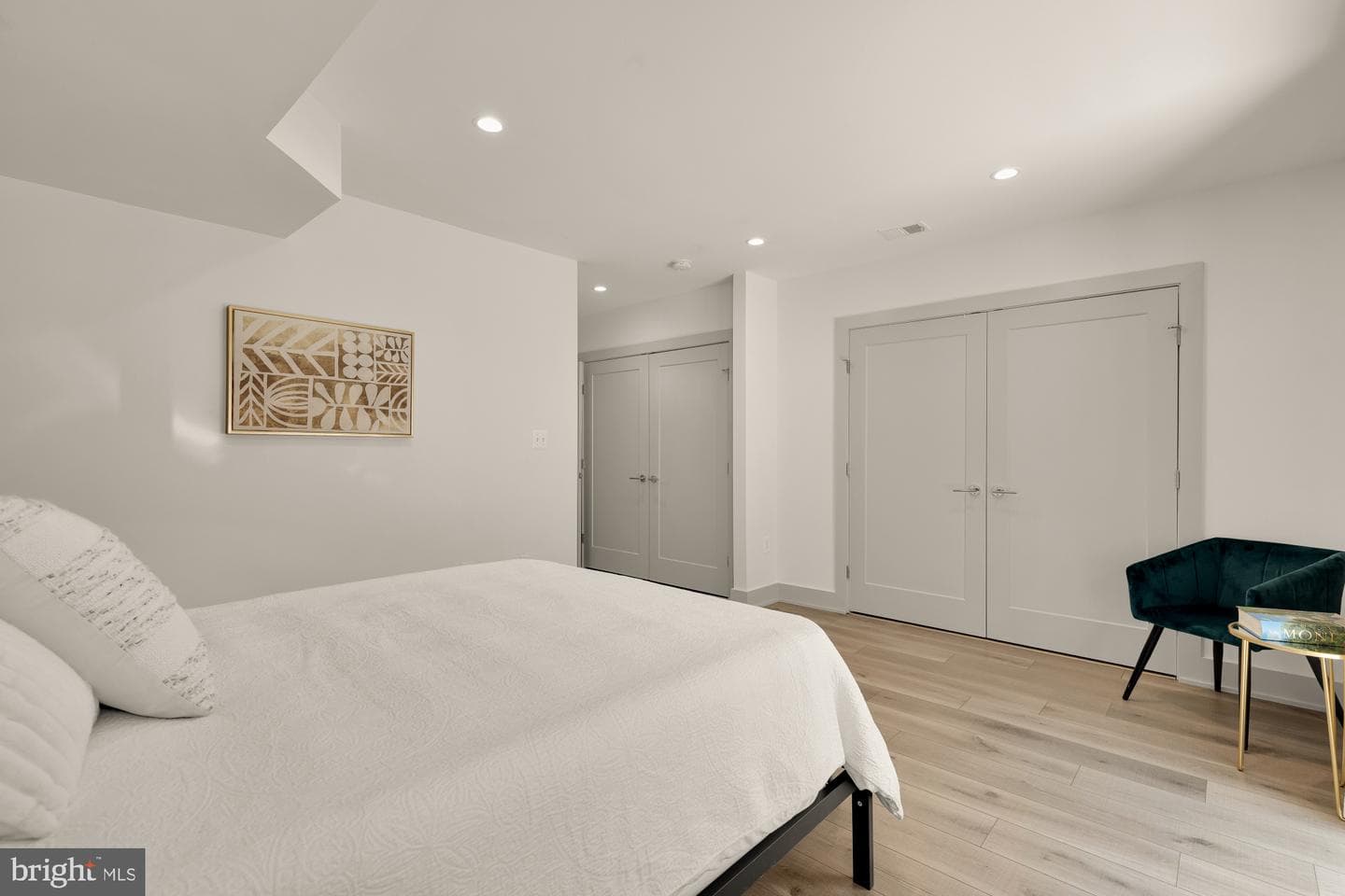 641 M Street NE #1 photo 20