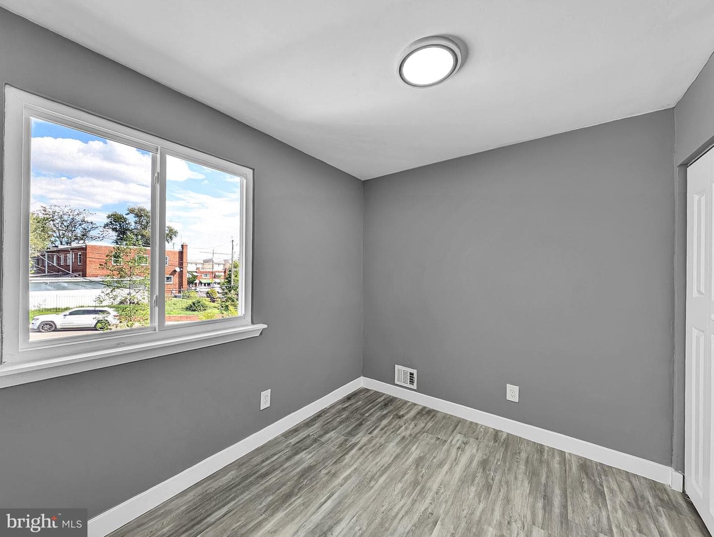 2240 15th Street NE photo 16