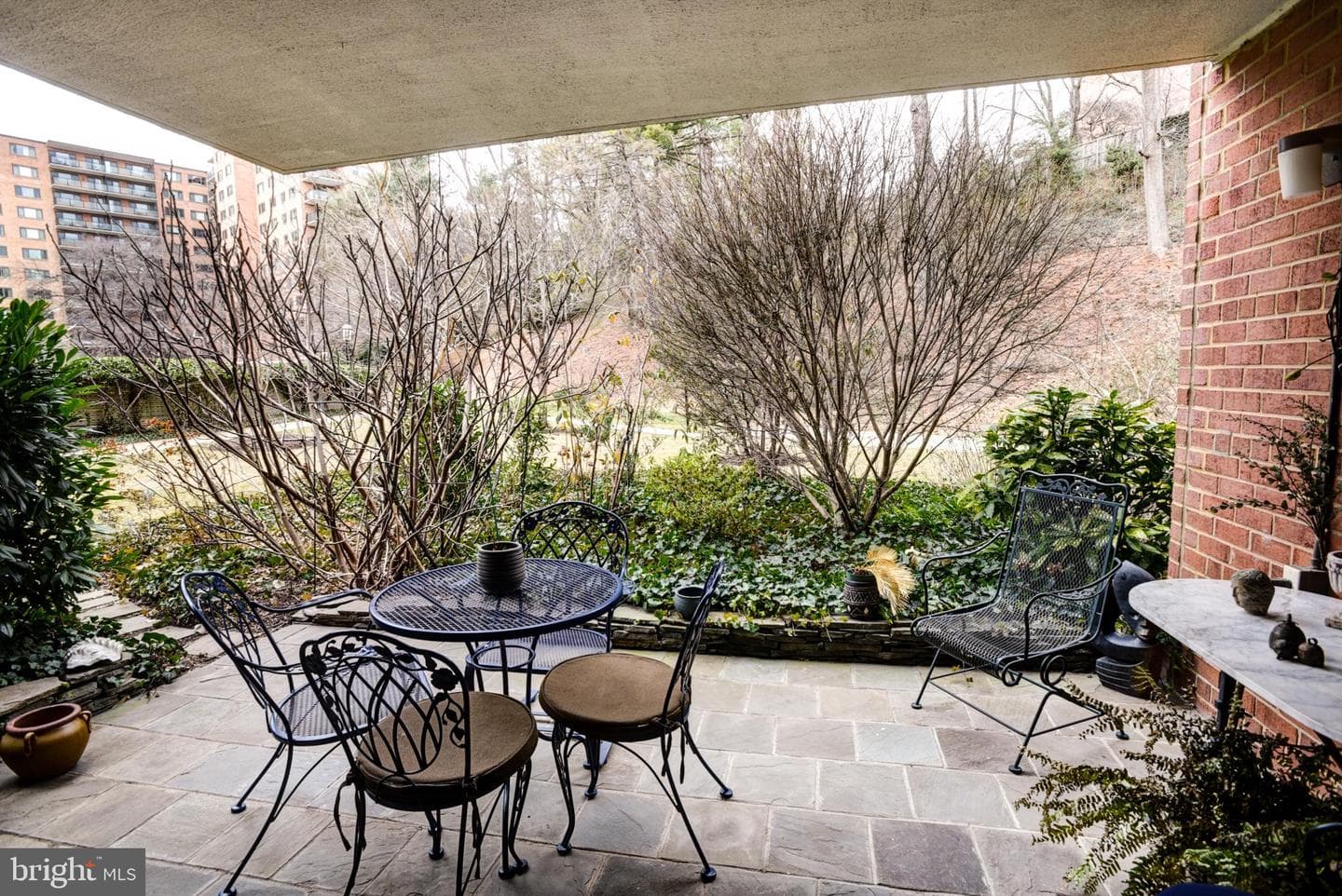 4201 Cathedral Avenue NW #124e photo 37
