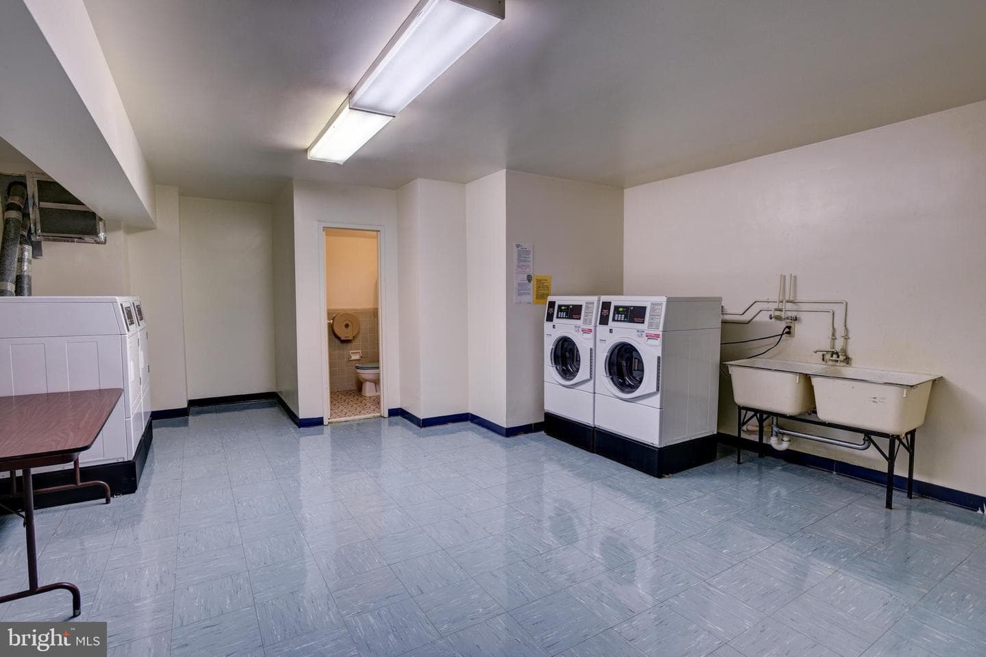 4201 Cathedral Avenue NW #124e photo 50