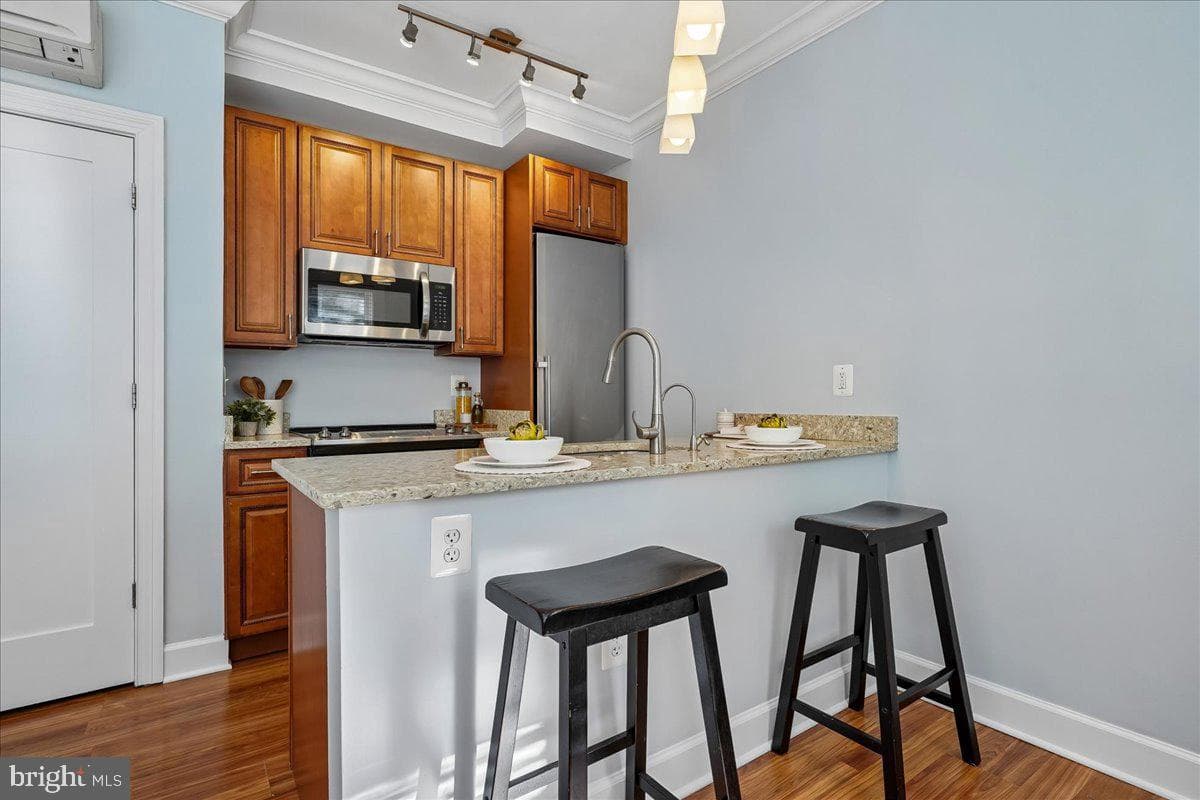 1121 24th Street NW #309 photo 11