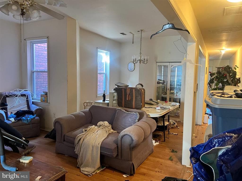 1014 6th Street NE photo 2