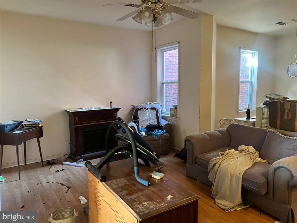 1014 6th Street NE photo 3