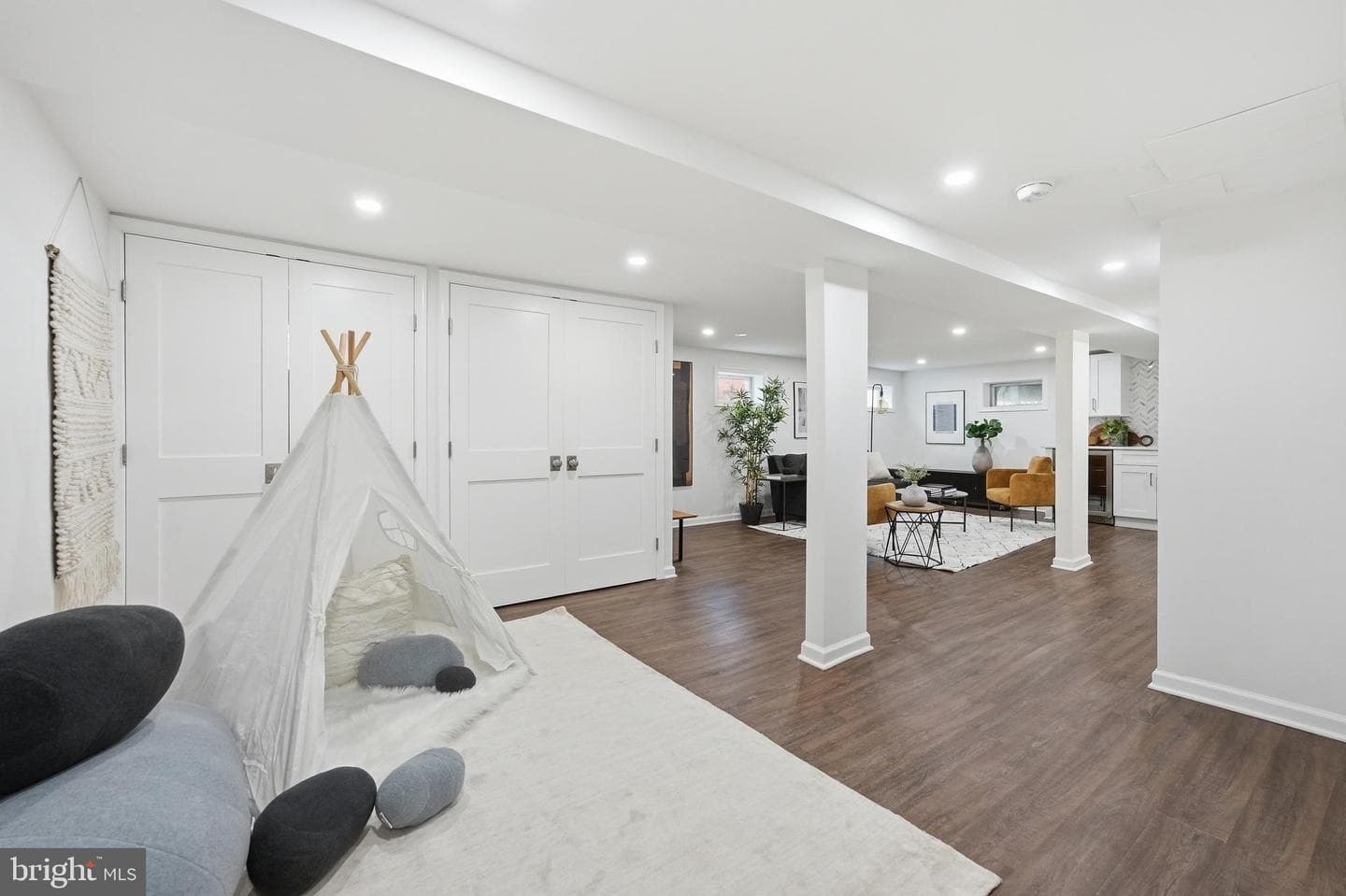 1215 Hamilton Street NW photo 35