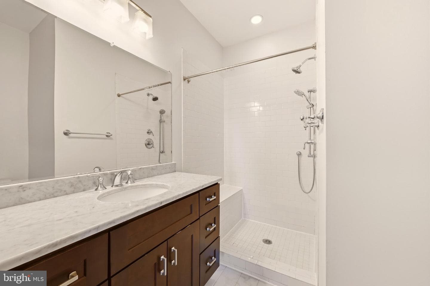 218 20th Street NE #3 photo 17