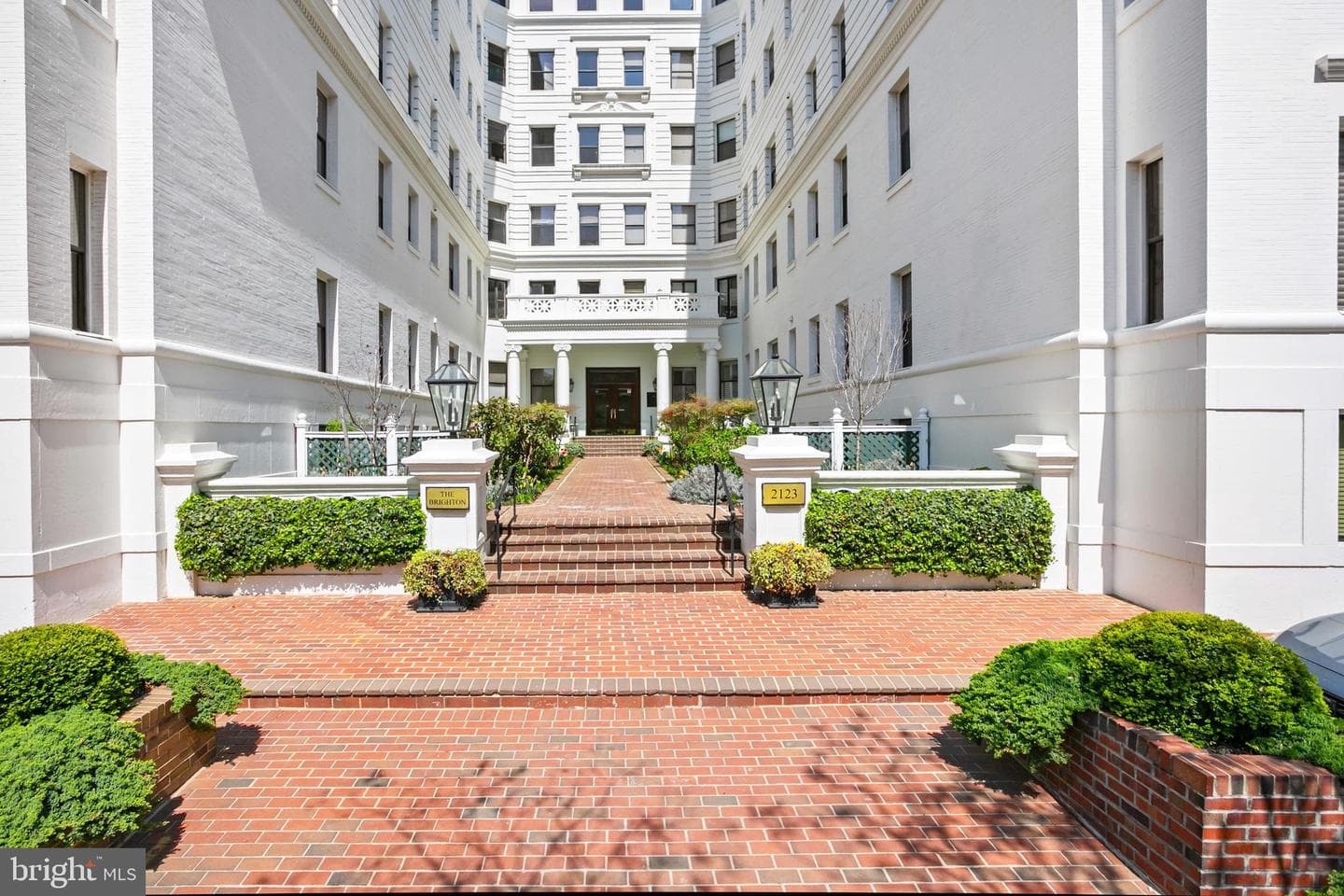 2123 California Street NW #d5 photo 2