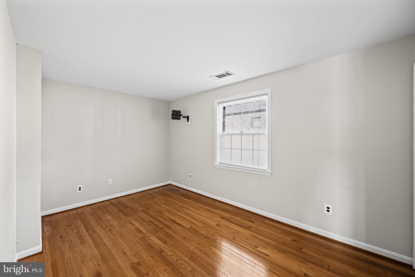 2001 Fort Davis Street SE #102 photo 14