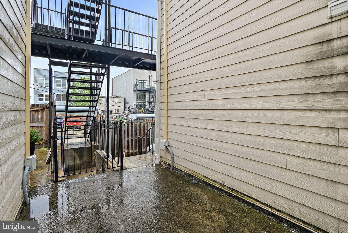 1921 2nd Street NE #102 photo 17