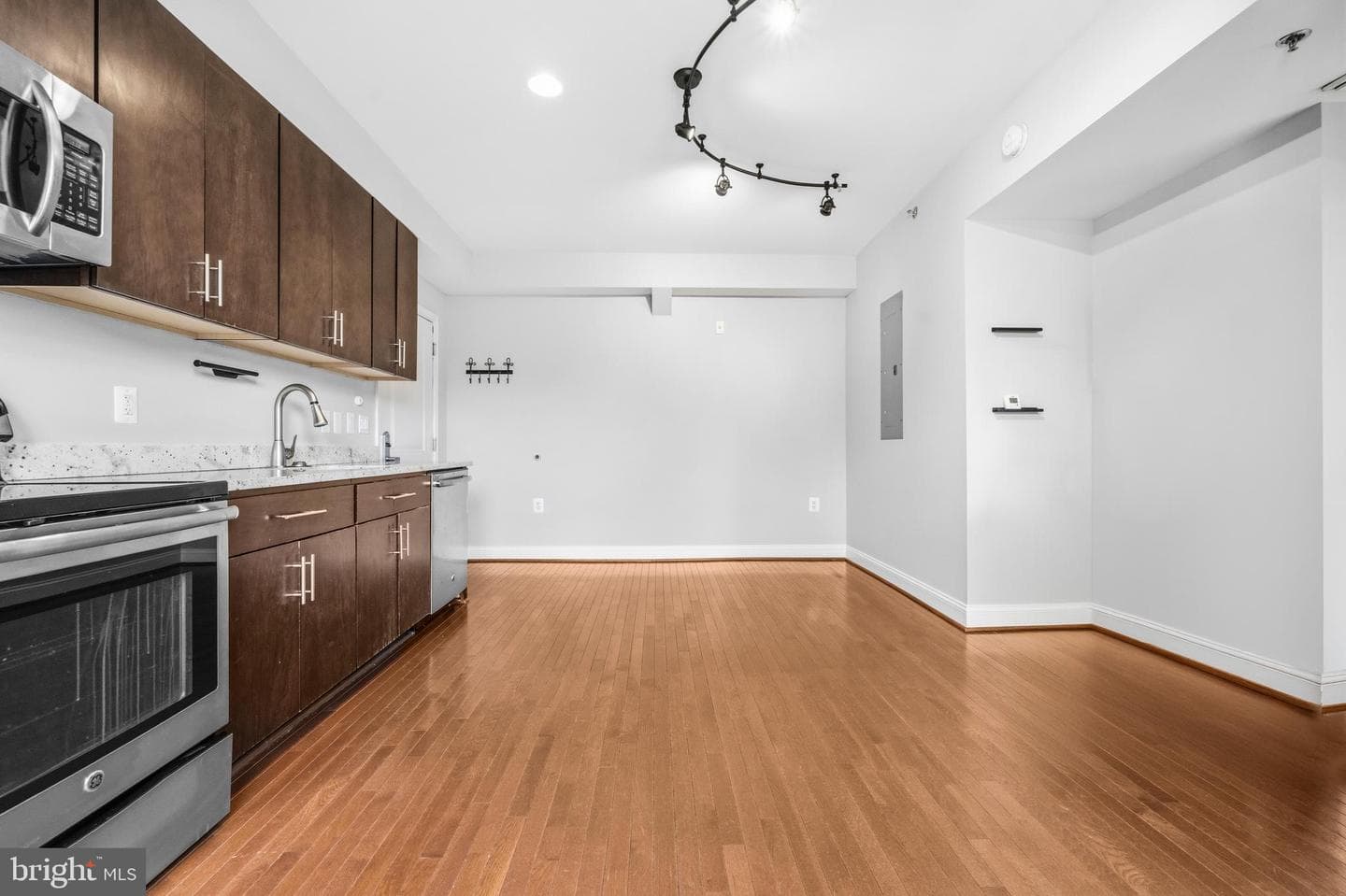 1831 2nd Street NE #207 photo 6