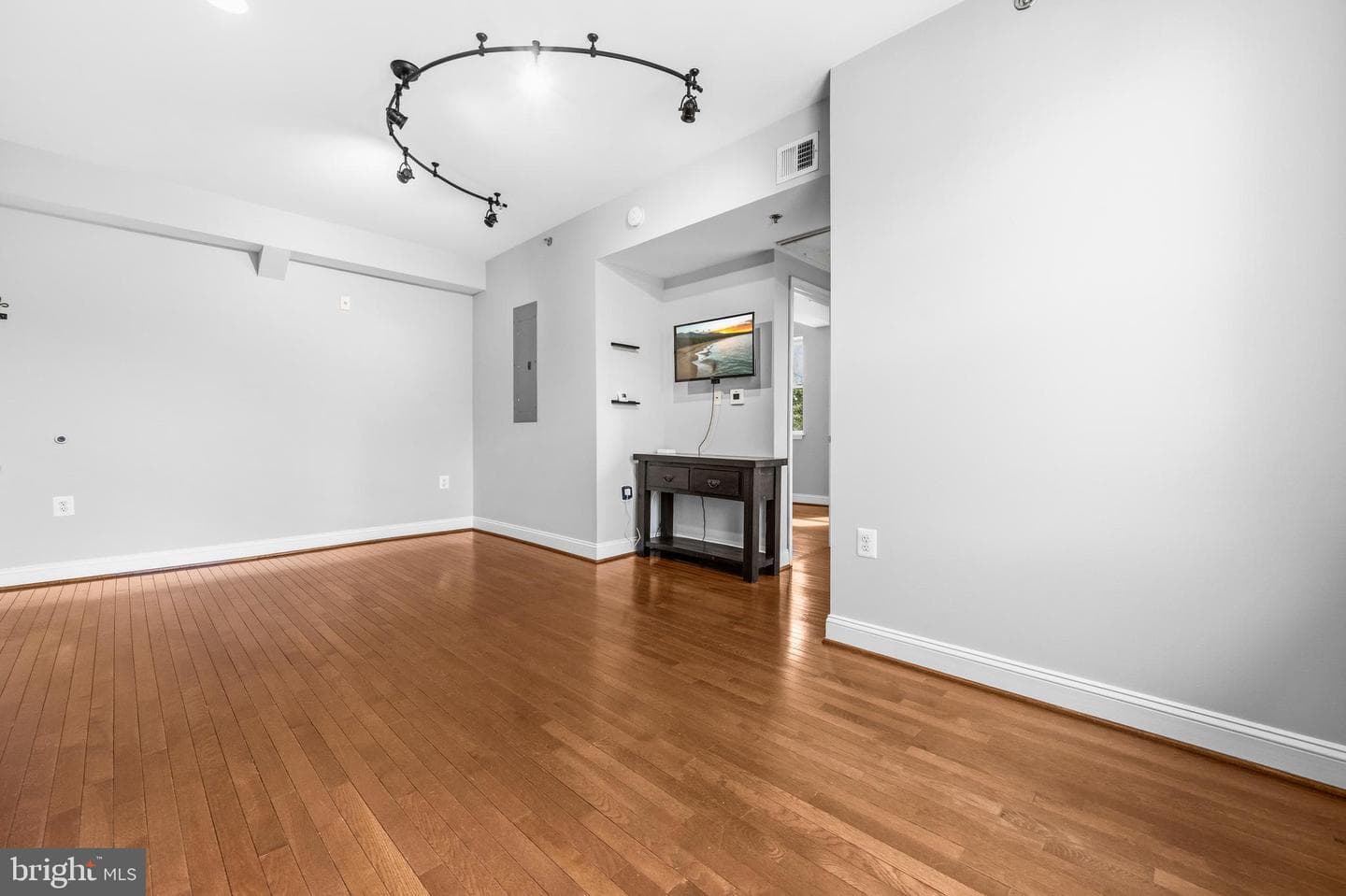 1831 2nd Street NE #207 photo 9