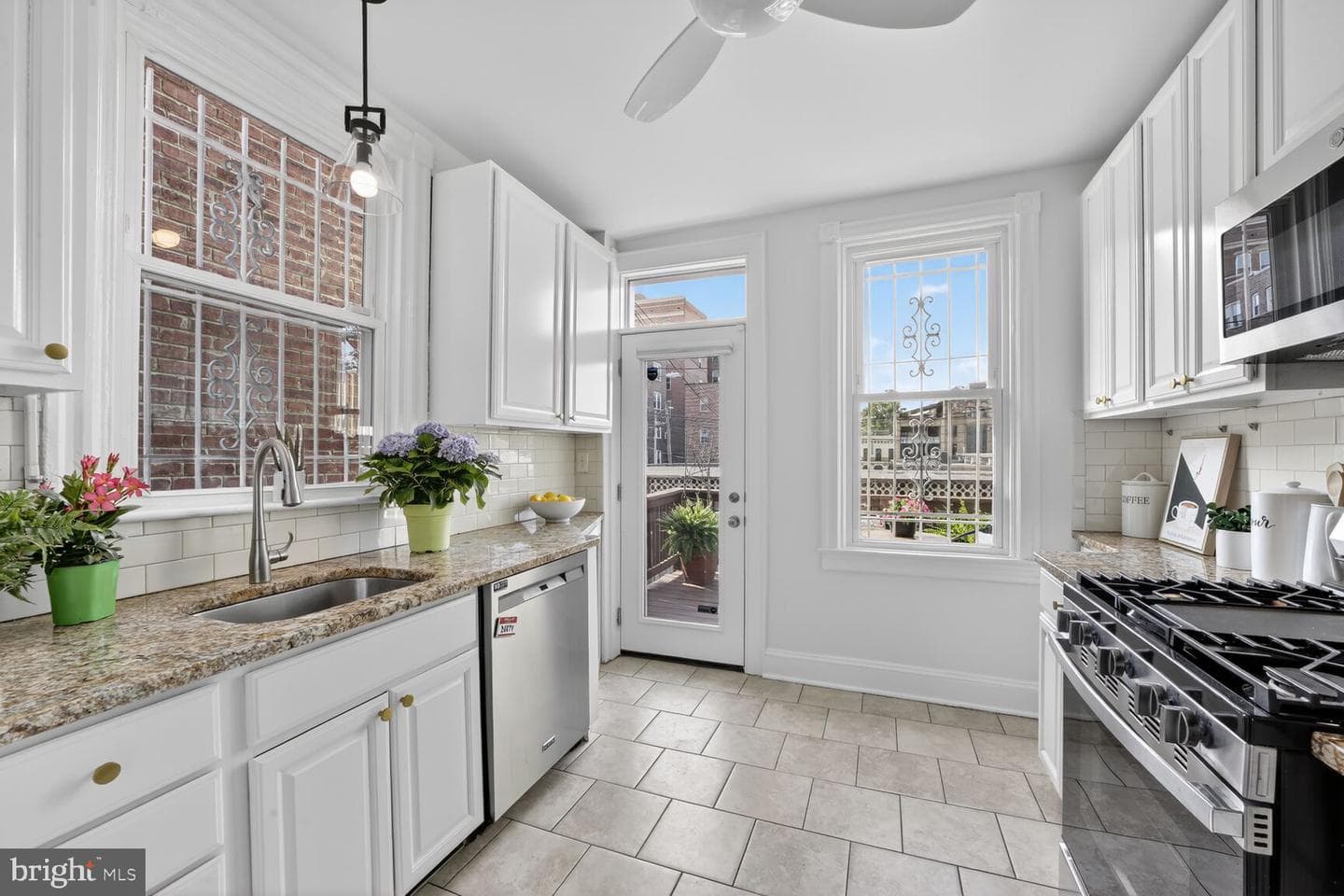 1612 V Street NW photo 6