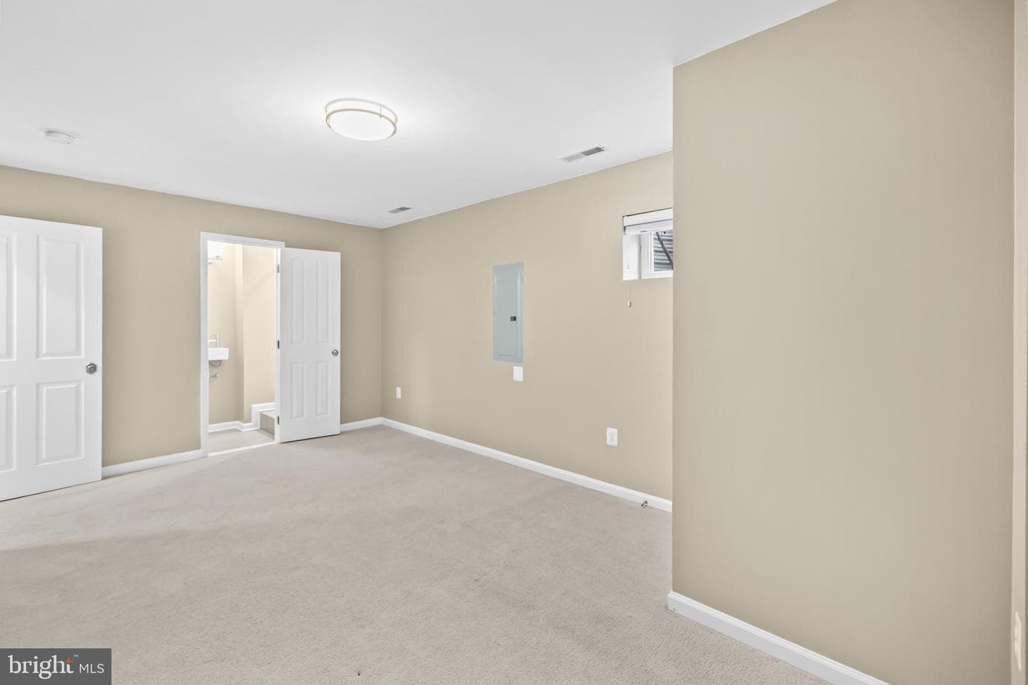 427 Woodcrest Drive SE photo 29