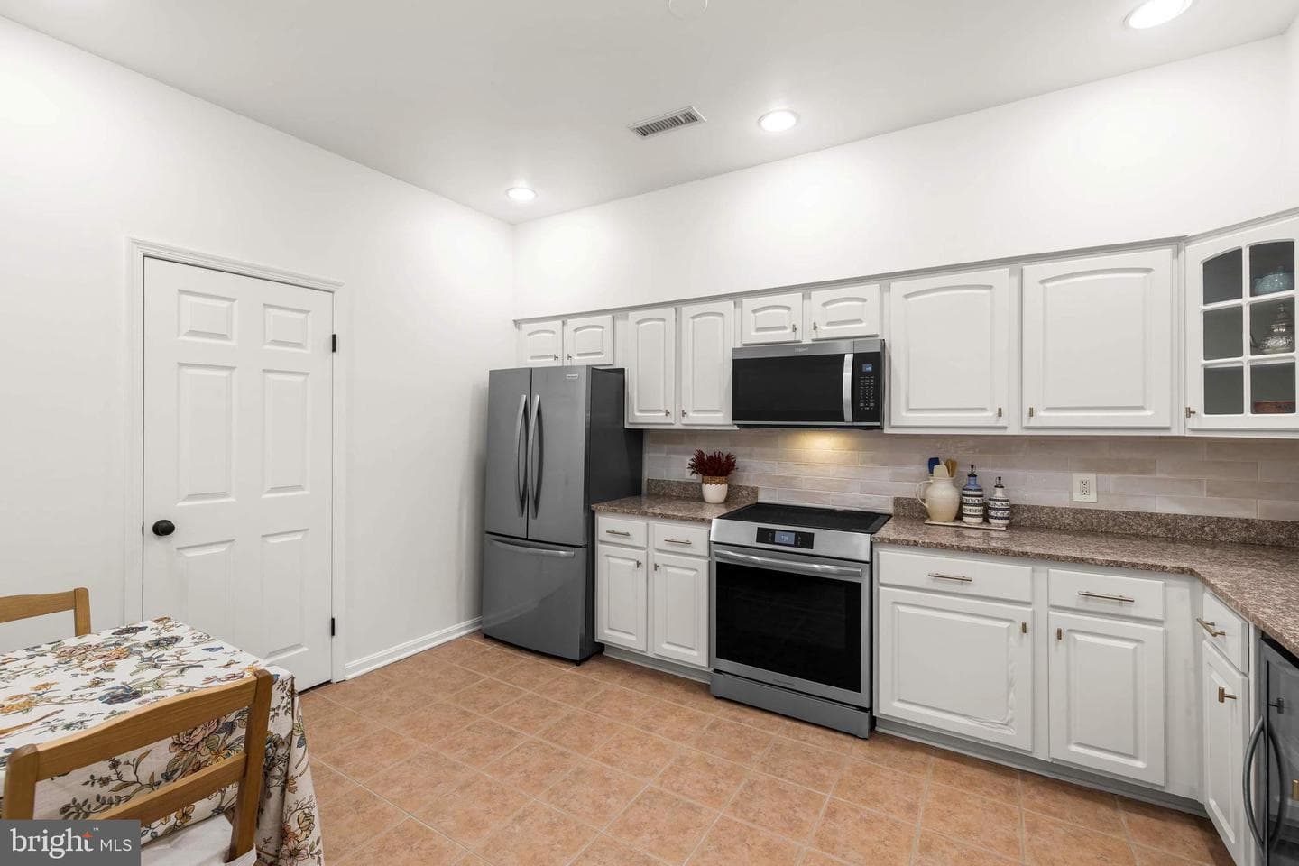 22 15th Street NE #22 photo 9