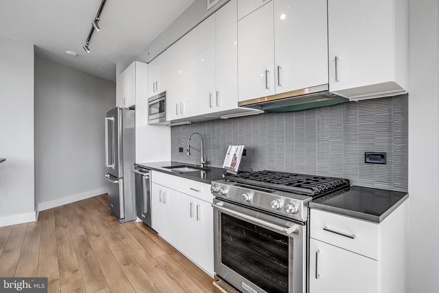 88 V Street SW #605 photo 10