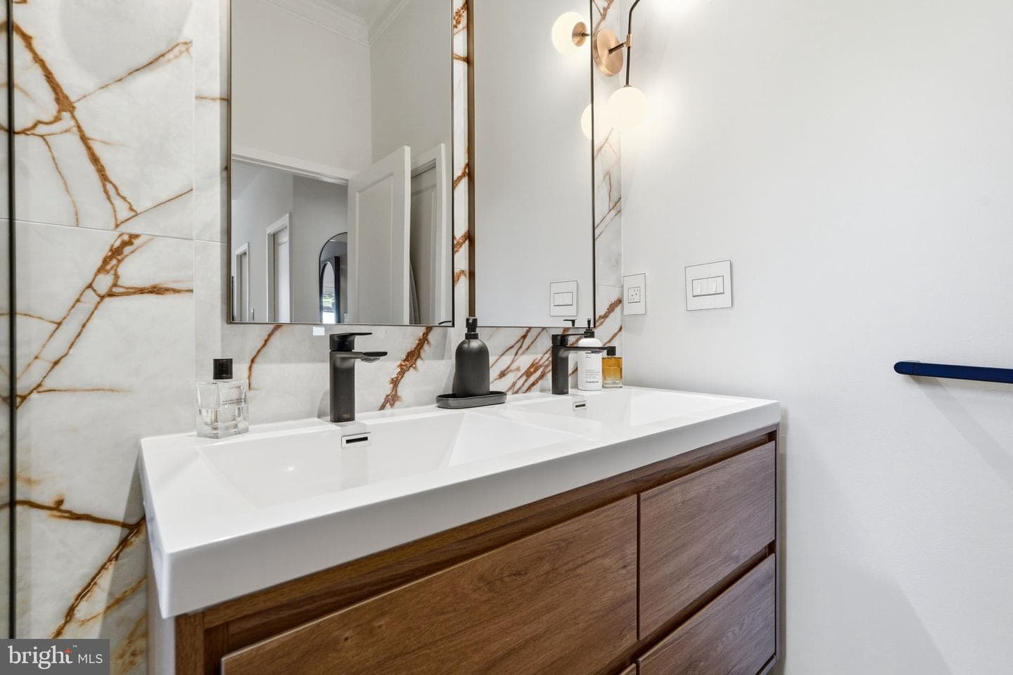 1328 Maryland Avenue NE #2 photo 23