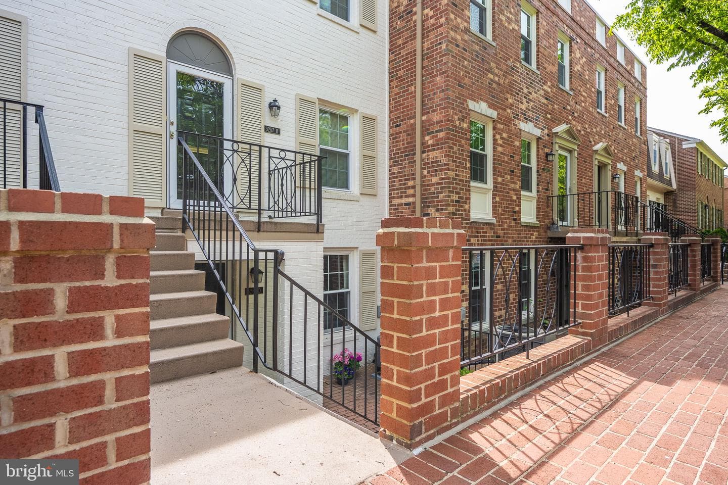 3287 Sutton Place NW #d photo 3