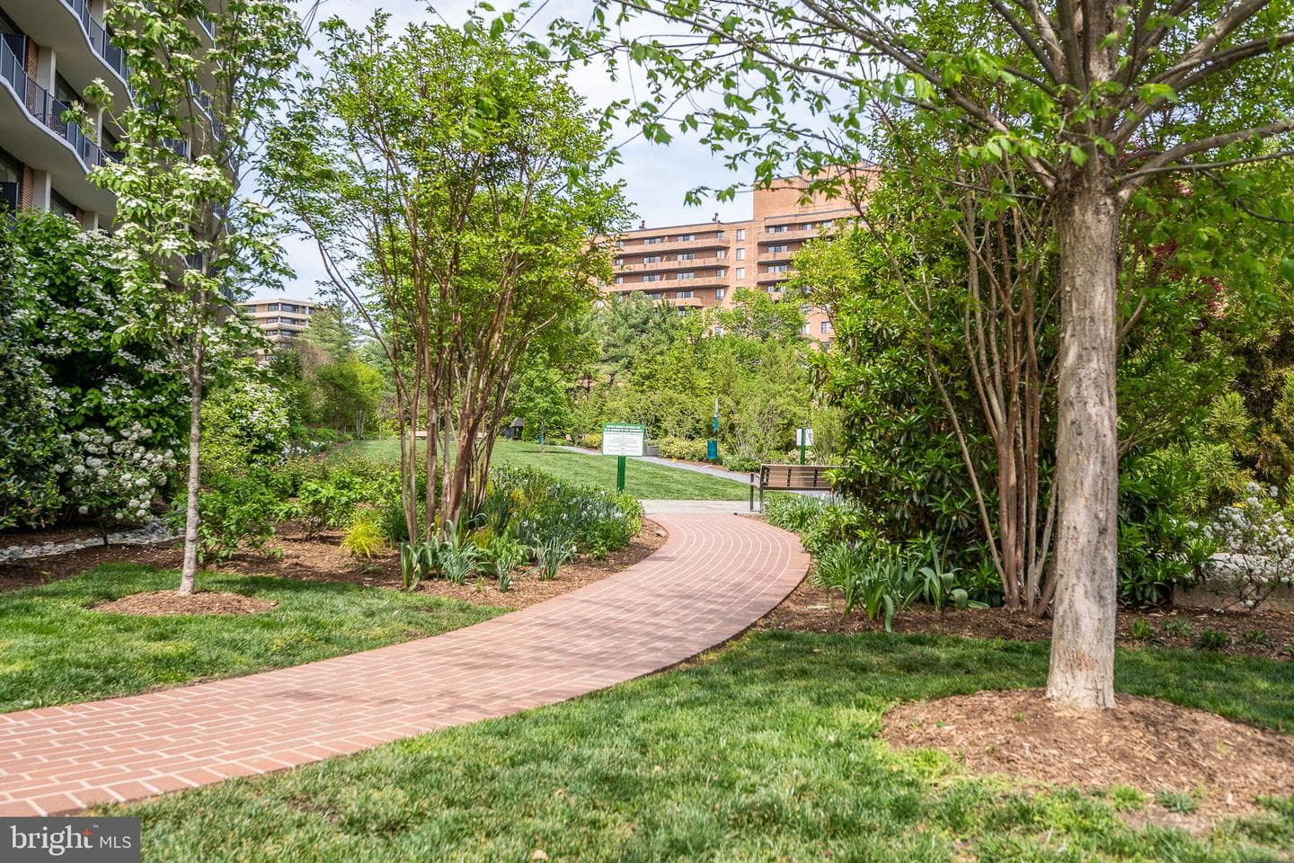 3287 Sutton Place NW #d photo 76