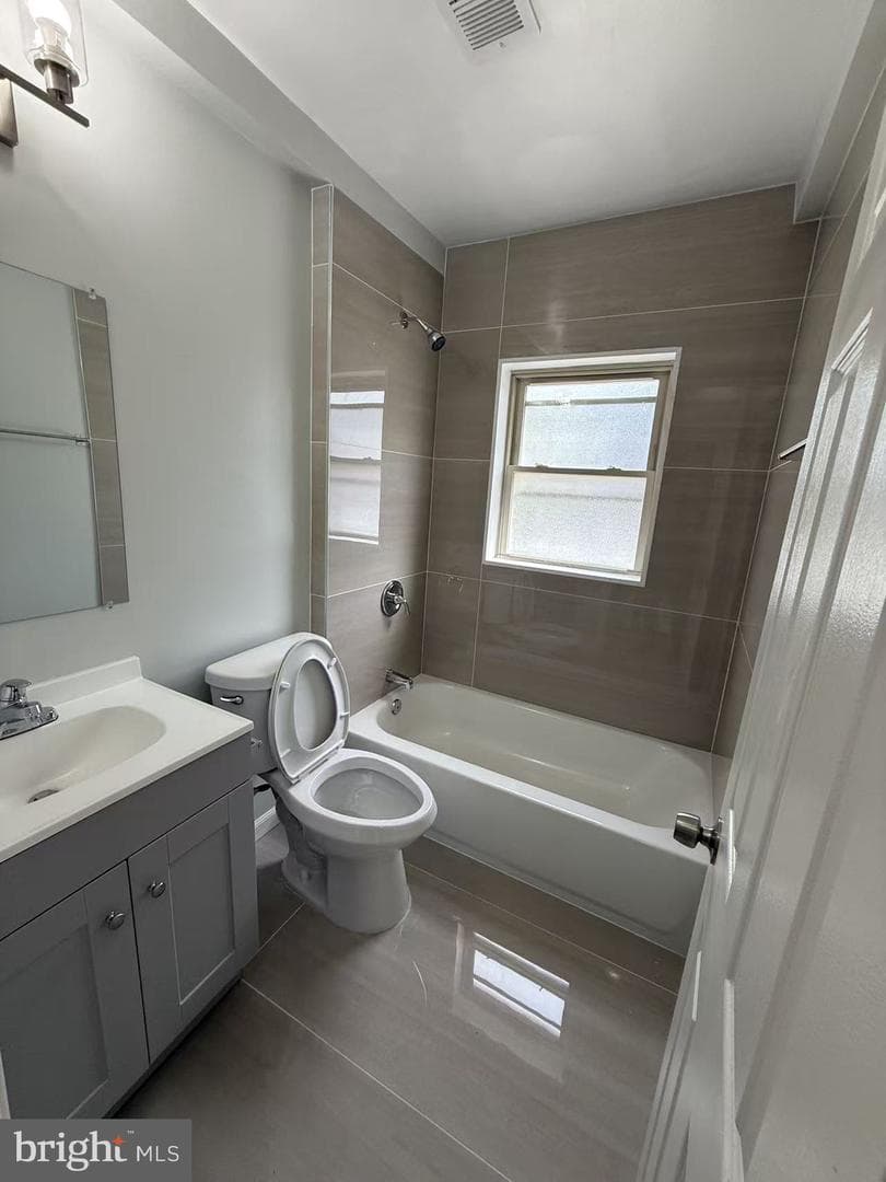 412 19th Street NE #201 photo 10