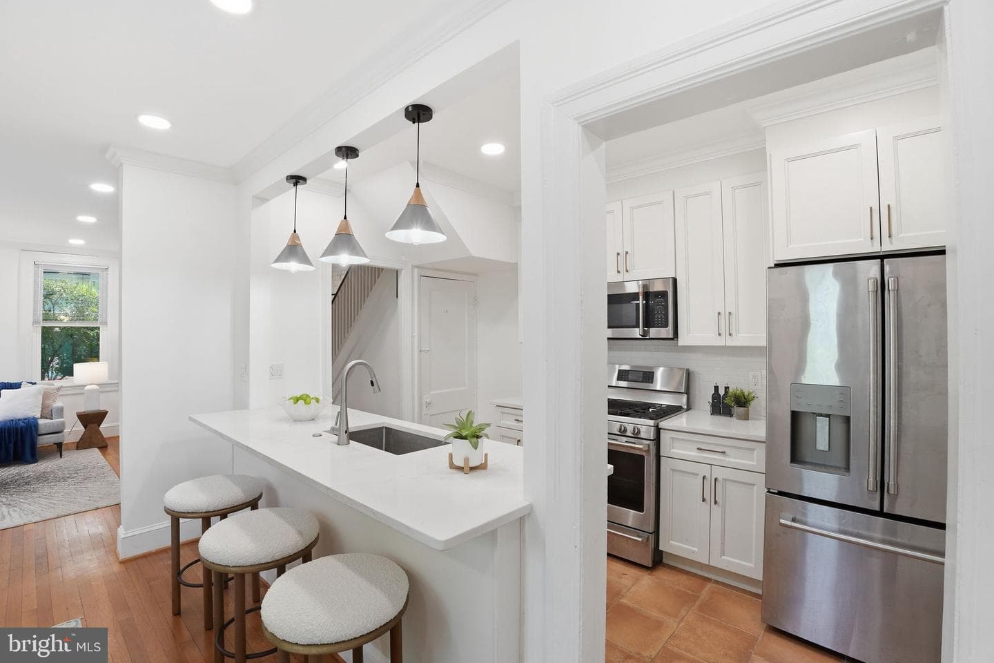 1228 Orren Street NE photo 3