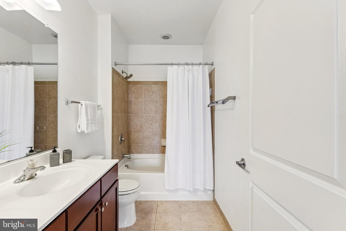 1391 Pennsylvania Avenue SE #403 photo 17